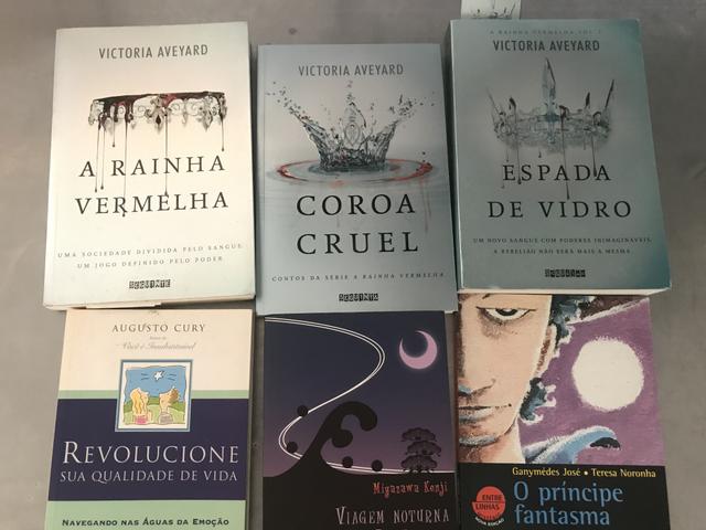 Livros usados - Foto 3