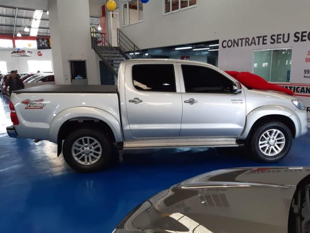 TOYOTA HILUX CD SRV D4-D 4X4 3.0 TDI DIESEL AUT 2015 - Foto 6