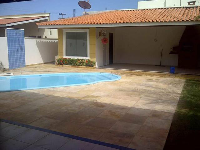 ._ *Casa em Condomínio Fechado Alto Padrão