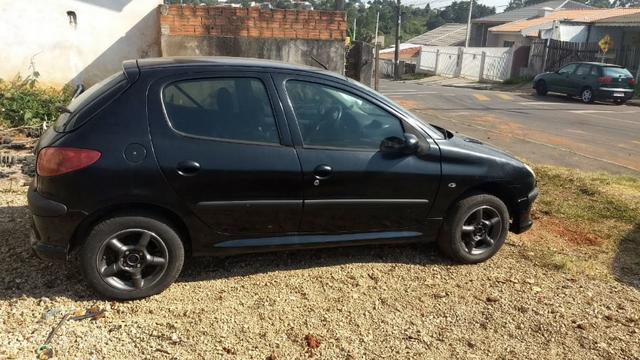 Peugeot 206 1.4 1998 a 2012 Sucata Em Peças e Acessorios - Foto 15