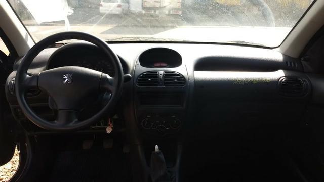 Peugeot 206 1.4 1998 a 2012 Sucata Em Peças e Acessorios - Foto 5