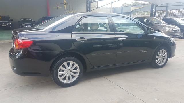 Corolla Seg Ano 2010 Bem Conservado Top - Foto 6