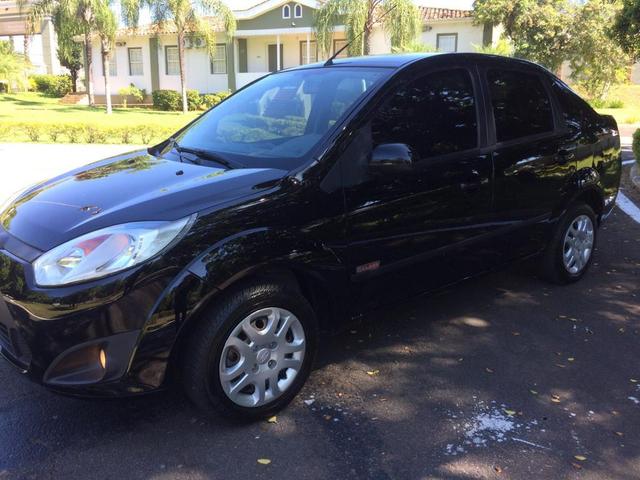 Fiesta 2011 Class Sedan 1.6/Completo/Flexpower