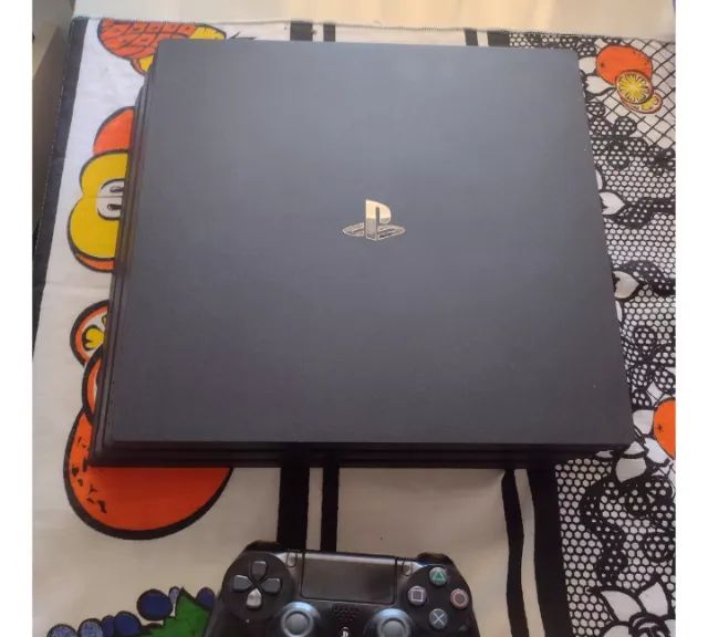 Console PlayStation 4 - Pro 1 TB - Preto : : Games e