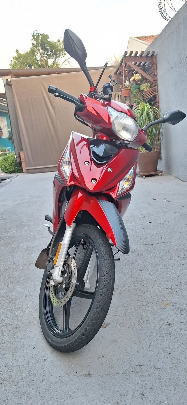 Vendo moto de trilha 10x sem juros - Esportes e ginástica - Cajuru