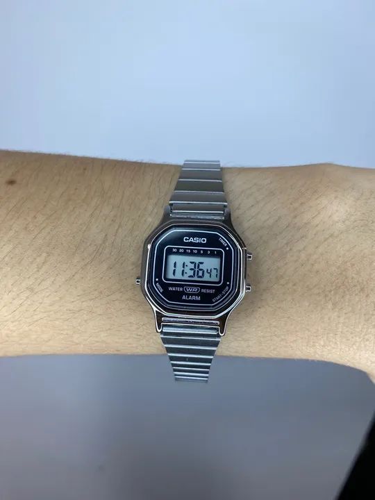 Relógio de pulso Casio vintage + caixa personalizada