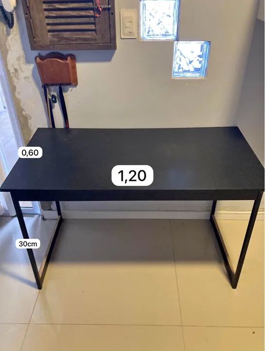 Mesa de Escritório Revestida de carbono 