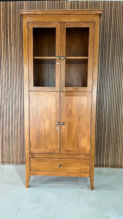 Cristaleira clássica madeira maciça peroba rosa  - Foto 3