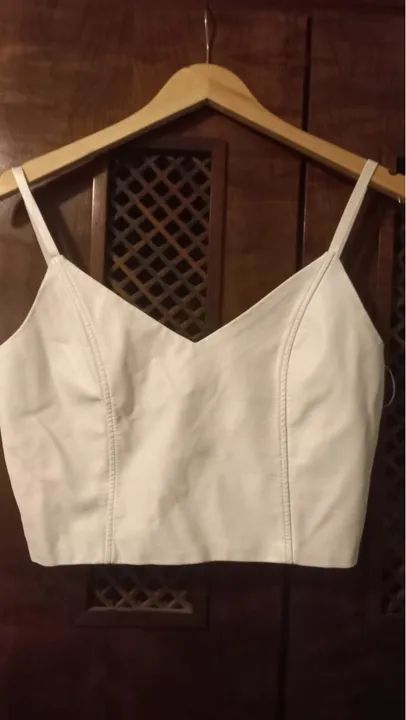 Croppet off white 
