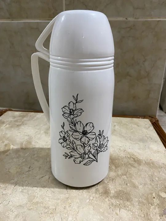 Garrafa Térmica Aladdin Massima Rolha Estampada NUNCA FOI UTILIZADA - Foto 2