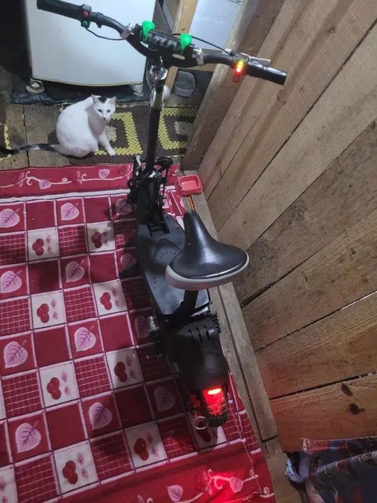 Patinete elétrico usado , Two dogs, aceito trocas com volta. - Foto 2