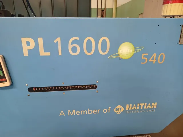 Injetora Haitian 160 Ton