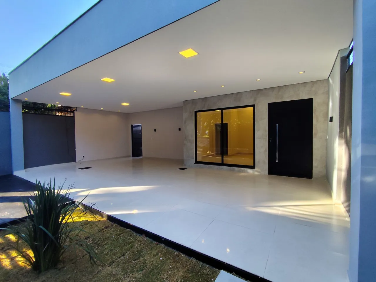 Quadra 2 Conjunto D10 - Sobradinho - Casa Térrea Nova e Moderna. Aceita Financiamento