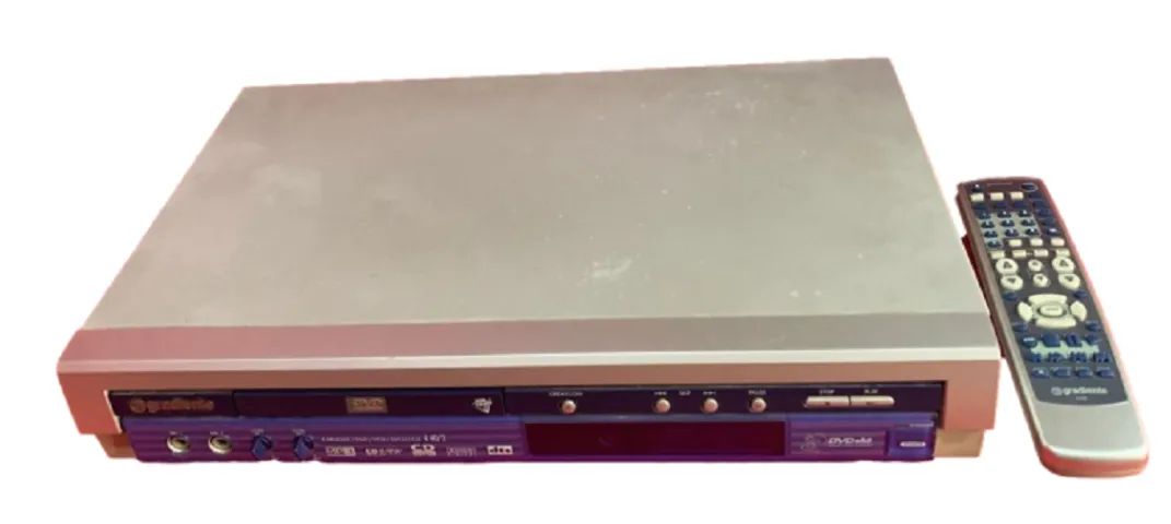 Dvdoke Karaoke Gradiente K40/3 Cinza 127/220v com controle - Usado - Foto 2