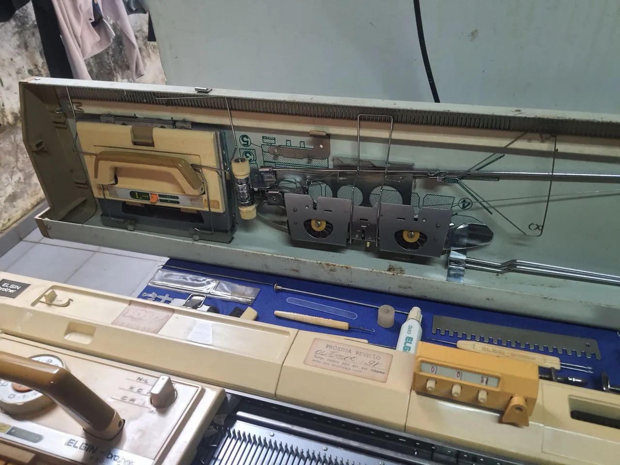 Maquina de tricot elgin brother 830 - Foto 6