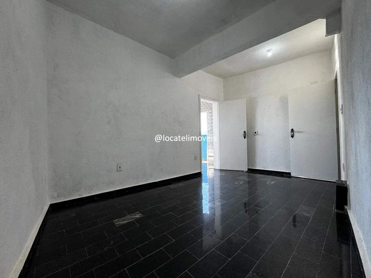 imóvel Comercial com Dois Pavimentos no Bairro Bonsucesso - Foto 3