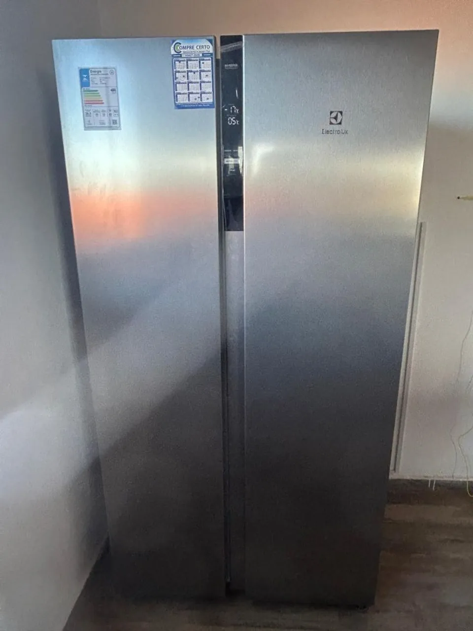 Geladeira Electrolux Side by Side