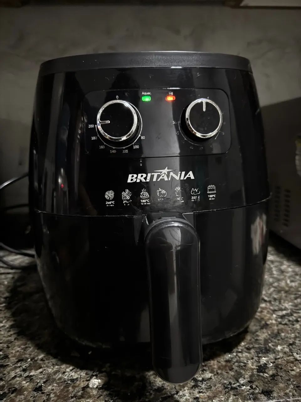 Fritadeira Elétrica Britânia Air Fryer 5,5 L - Foto 2