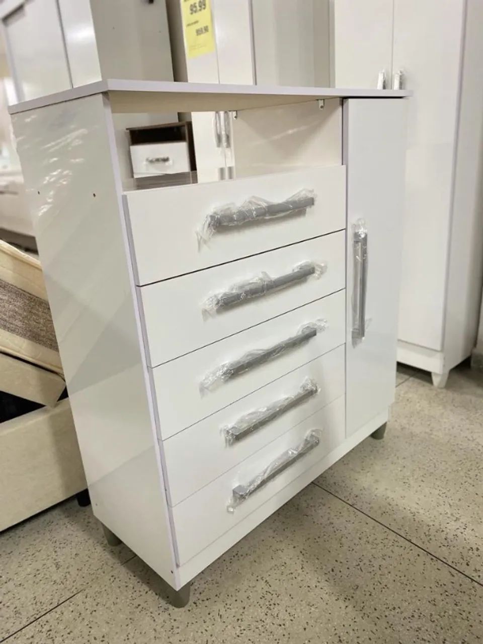 Cômoda Vicenza 5 Gavetas e Porta Lateral À Pronta Entrega  - Foto 3