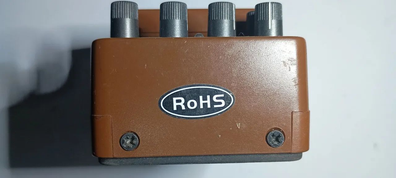 Am -400 Behringer Ulta Acustic - Foto 4