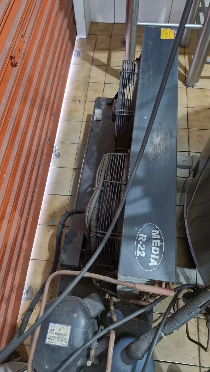 Tanque inox 2 mil litros resfriador DeLaval vendo troco produtora de sorvete.  - Foto 4