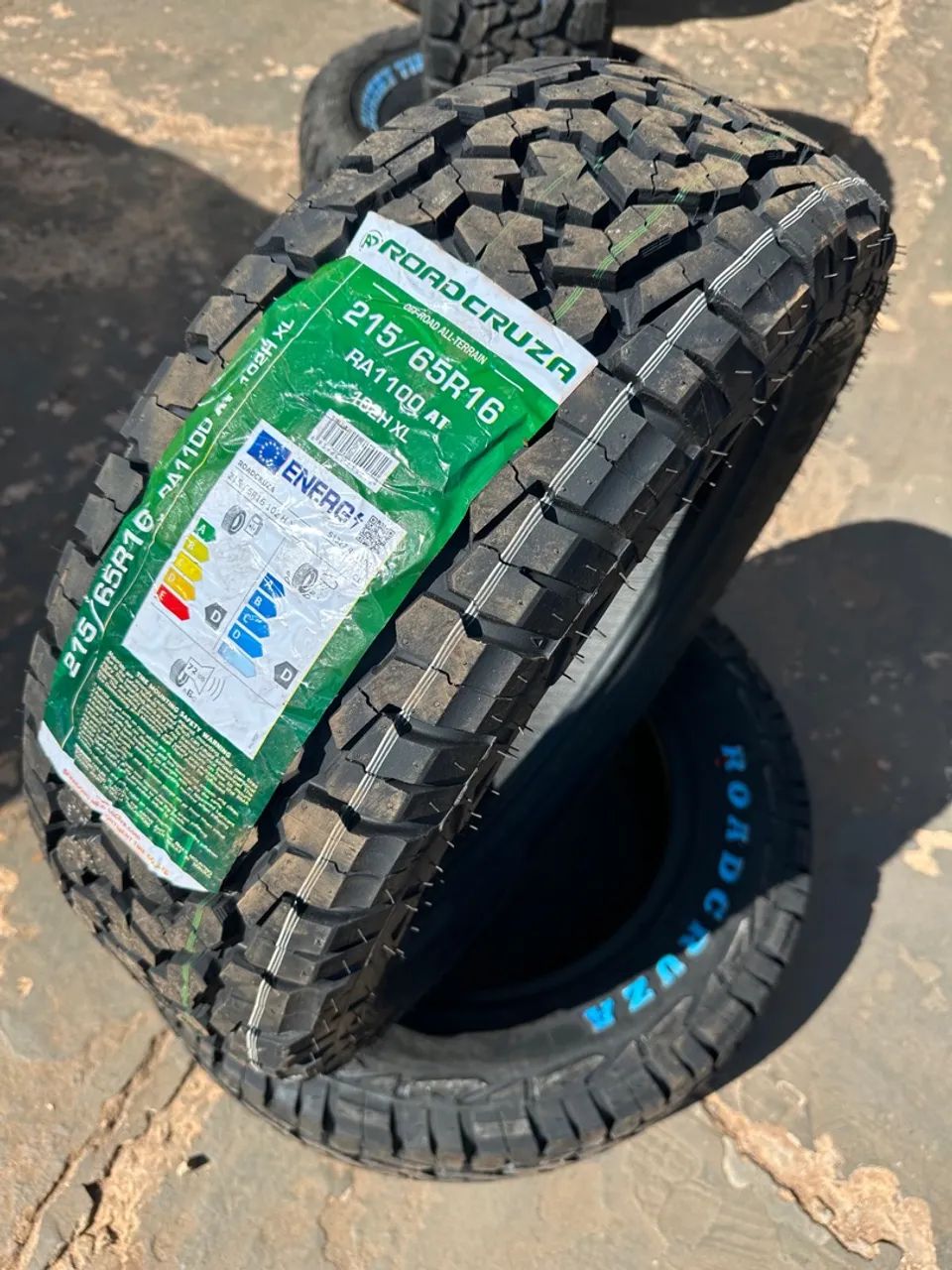 Pneus novos 215/65/16 roadcruza - Peças para carros, vans e