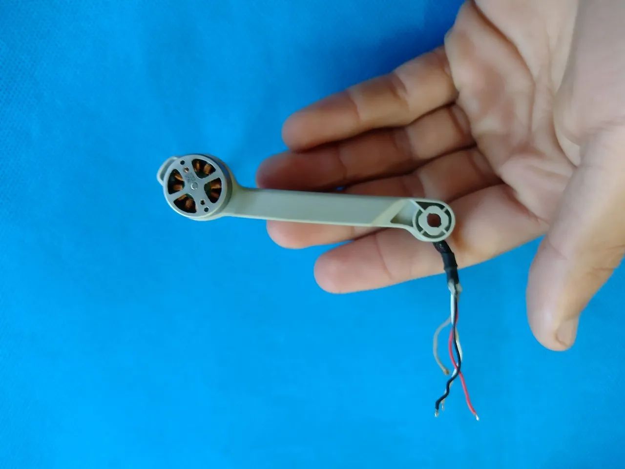Braço completo DJI Mavic Mini 1 dianteiro lado esquerdo- original  - Foto 4