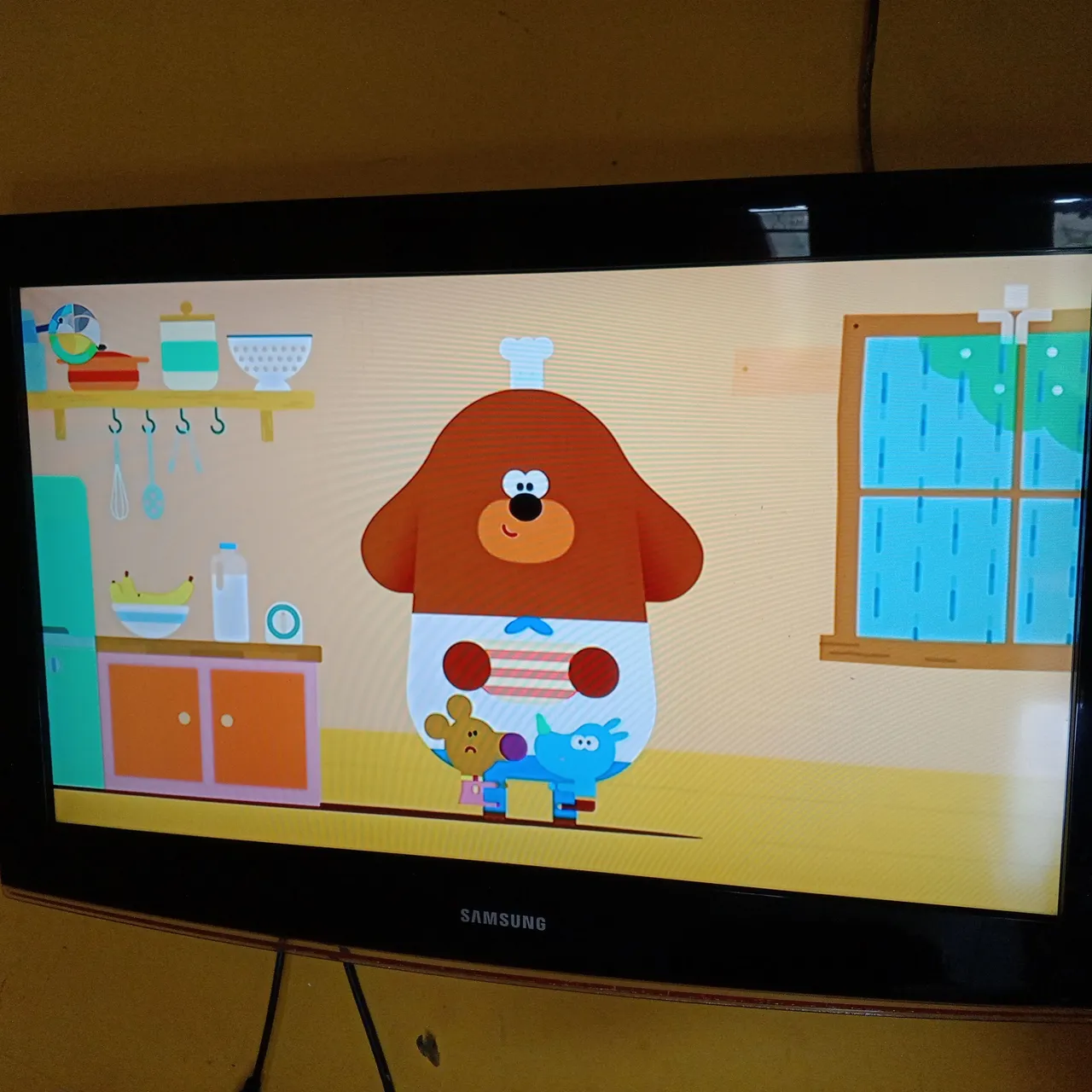 TV Samsung - Tela em perfeito estado
