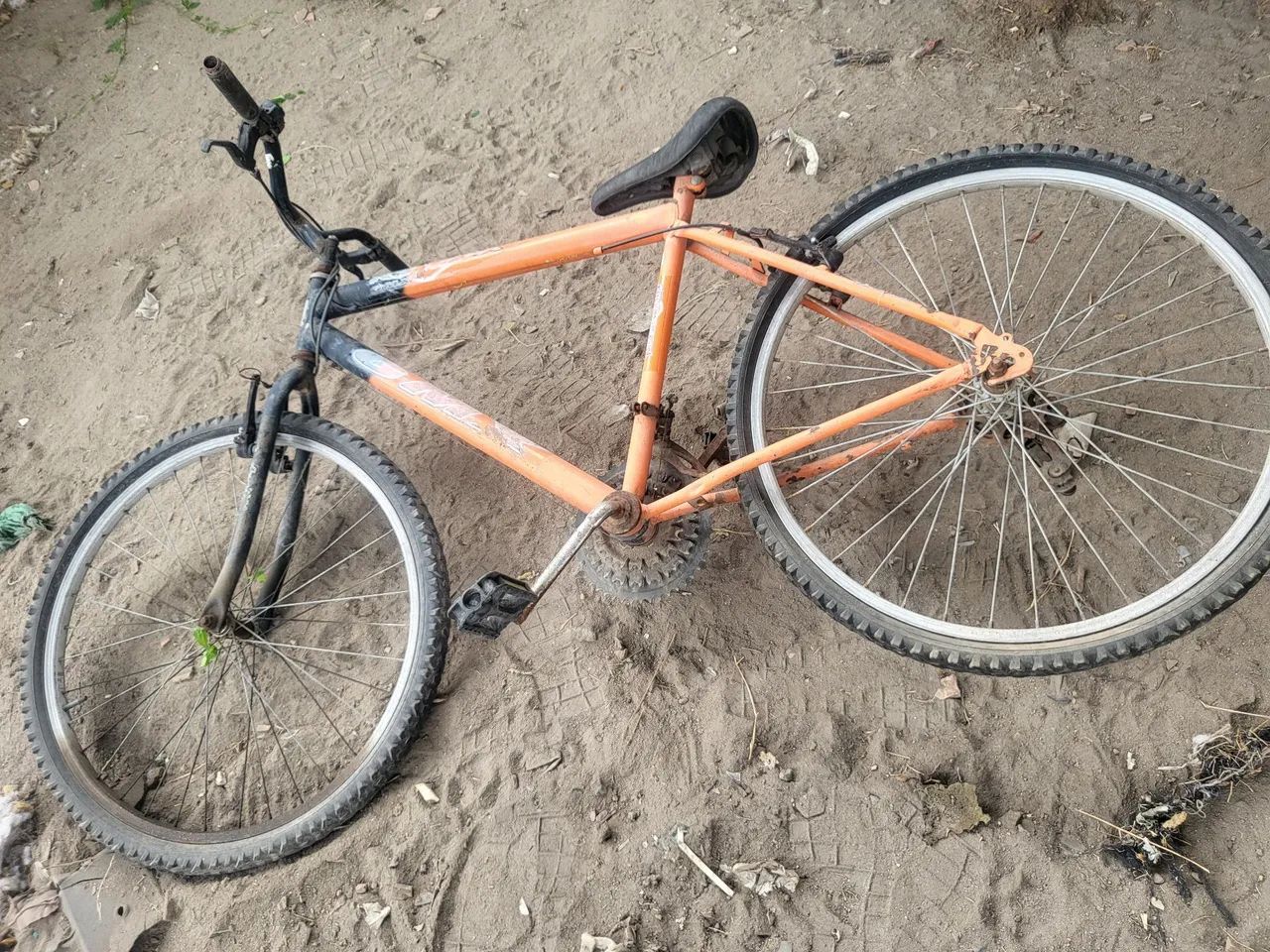 Bicicleta antiga  - Foto 4