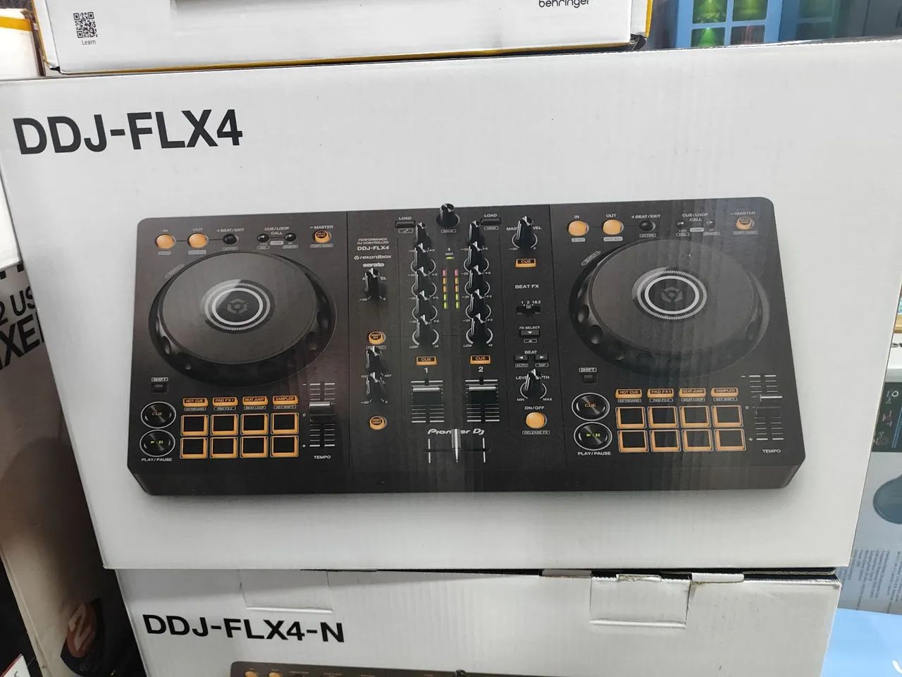 Controladora DJ Pioneer DDJ-FLX4 - Foto 2