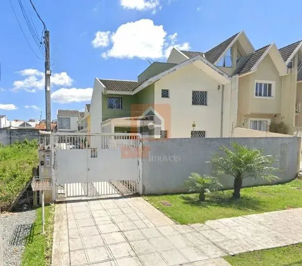 Sobrado à venda em Santa Felicidade em Curitiba-PR