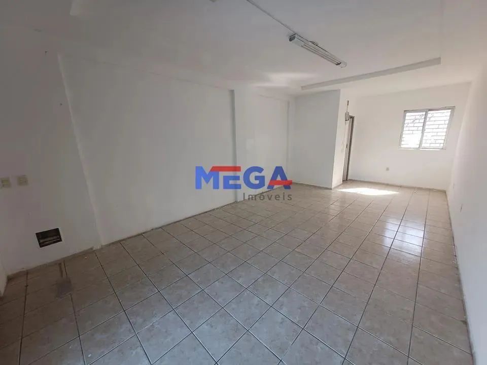 Loja Comercial no bairro Rodolfo Teófilo em Fortaleza, CE - Foto 2