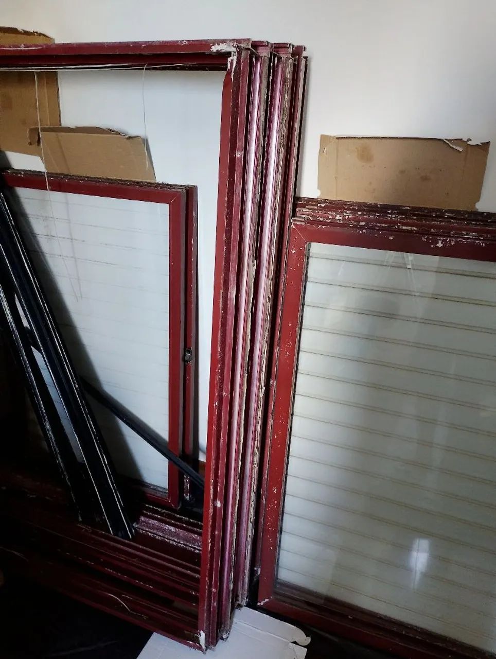 Aluminum Window with 3 Sashes64872652496514120