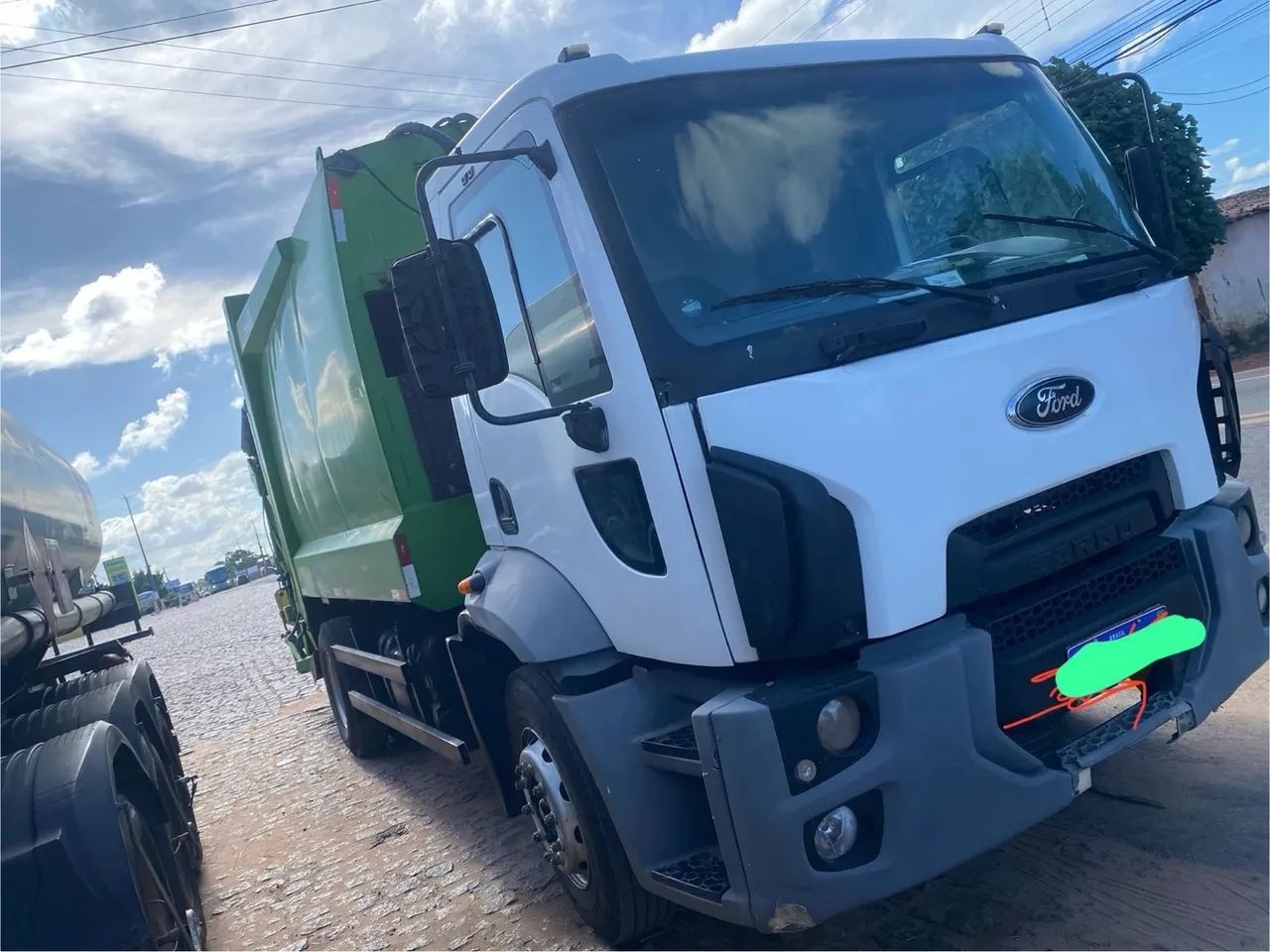 Ford cargo 1723 Compctador de lixo