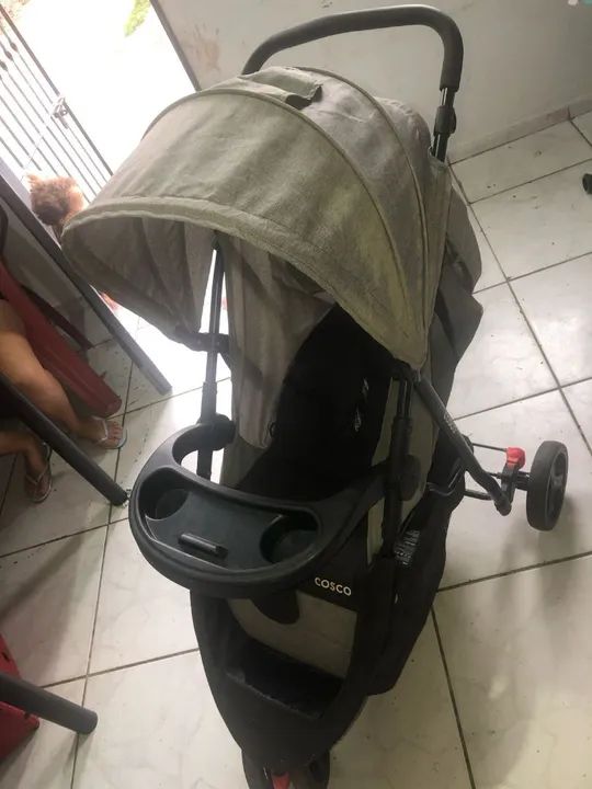 Carrinho de Bebê Cosco - Usado - Foto 4