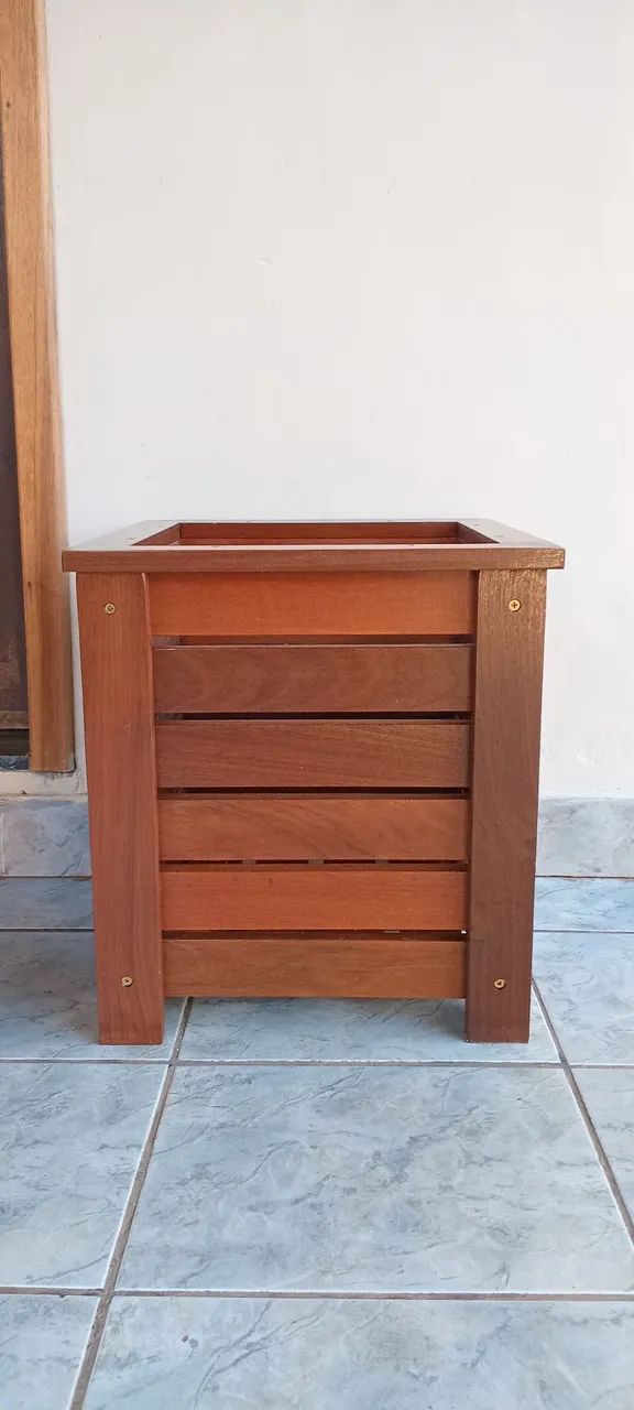 Vaso de madeira para plantas - Foto 2