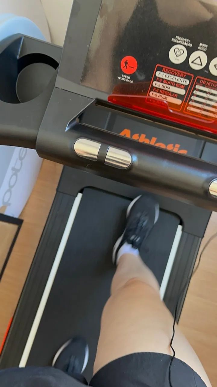 ESTEIRA ERGOMÉTRICA ATHLETIC RACER 16 KM/H BIVOLT - Foto 3