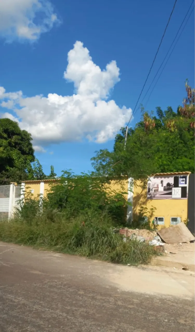 Terreno, 1.437 m2, região central a bom preço.