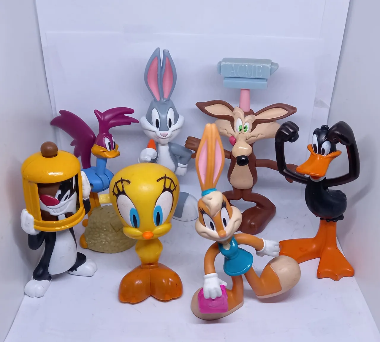 Lote 7 bonecos Looney Tunes McDonald's 2012