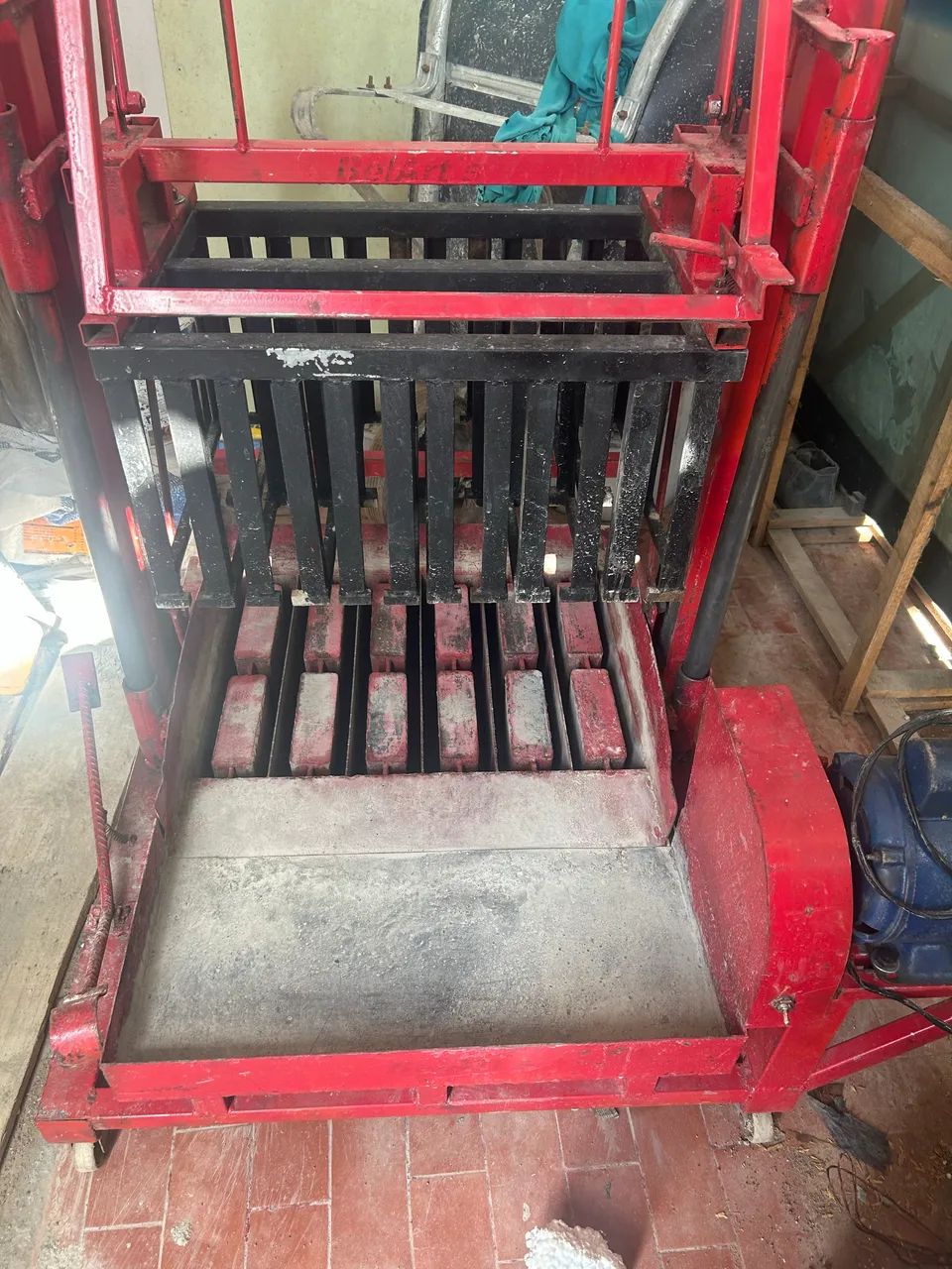 Block and Gutter Machine64840790692609123