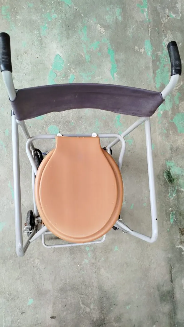 Cadeira de roda e de banho