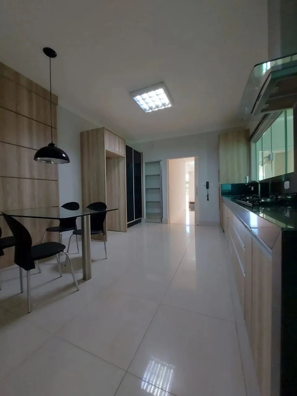 Casa de Condomínio para venda com 260m², 2 vagas - Maringá - Foto 5