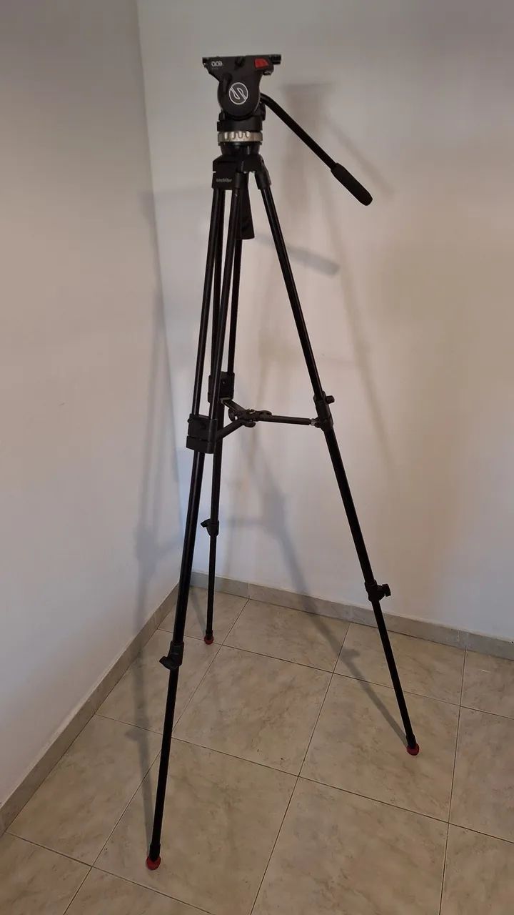 Tripé Sachtler Ace M para filmagens profissionais - Foto 4