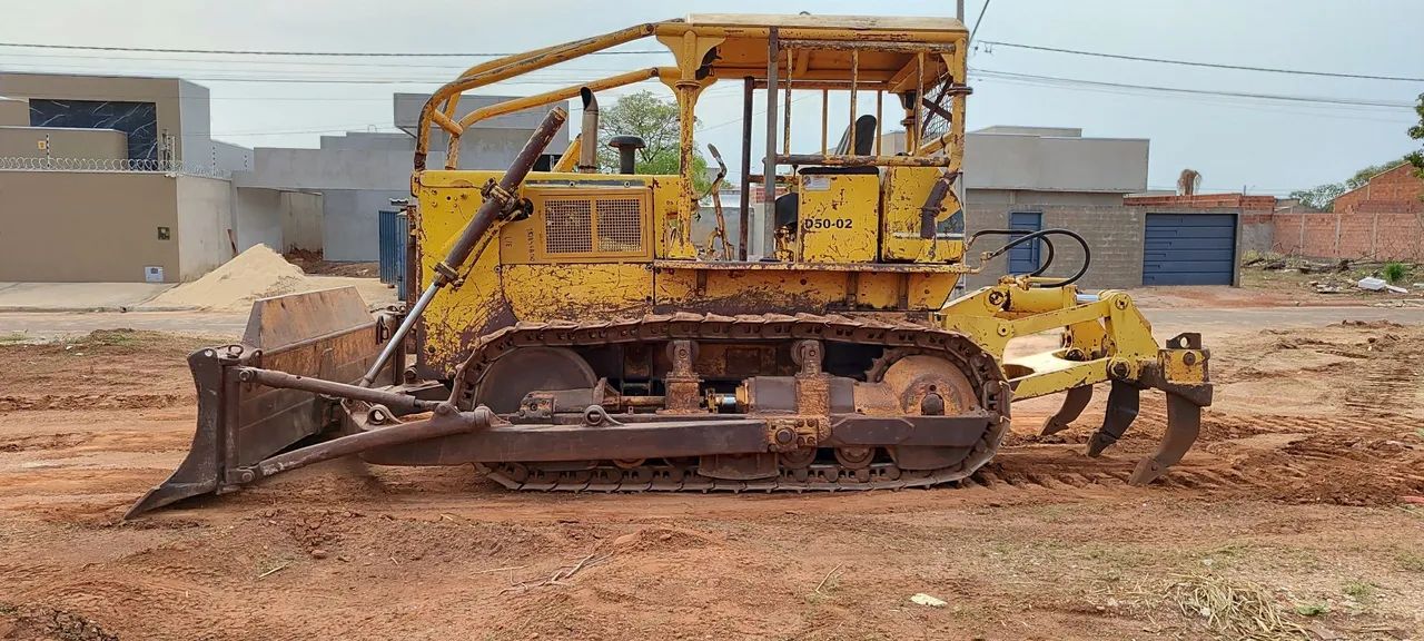 Trator de esteira Komatsu D50 