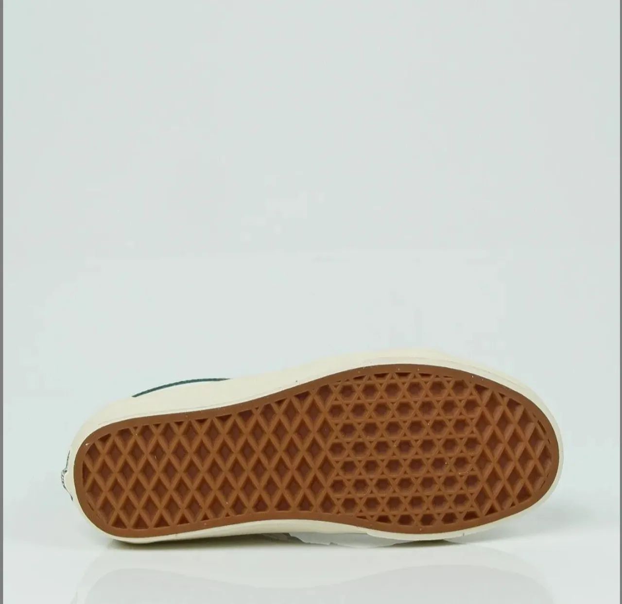 Tênis Vans Sk8-Hi Branco com Detalhes Verdes - Foto 5