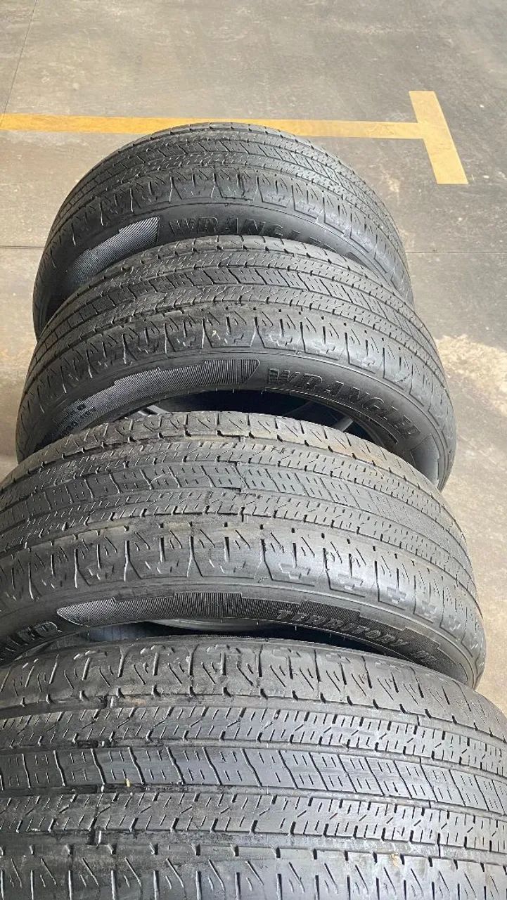 Jogo com 4 pneus 255/55/20 goodyear wrangler - Foto 2