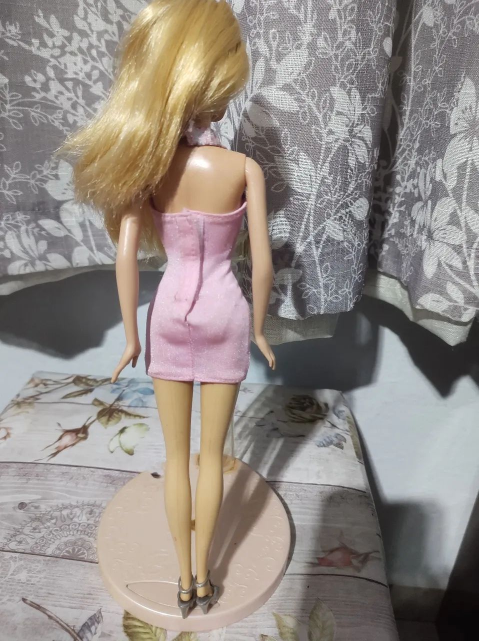 Vestido rosa para Barbie  - Foto 4
