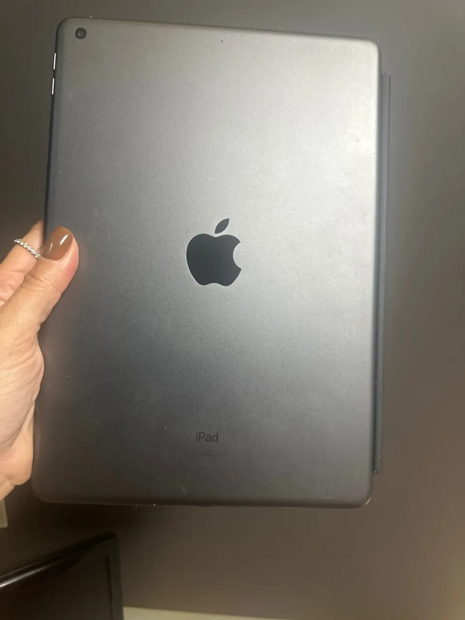 iPad Apple Cinza - Seminovo