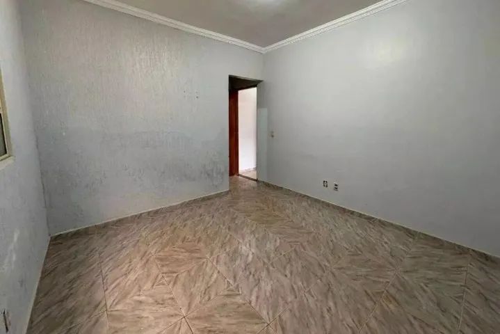 Alugo casa em Arniqueiras