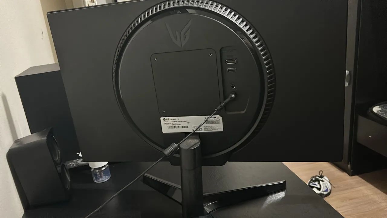 Monitor LG 24GN600-B 24 polegadas Full HD 144Hz